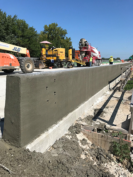 precast median barrier forms